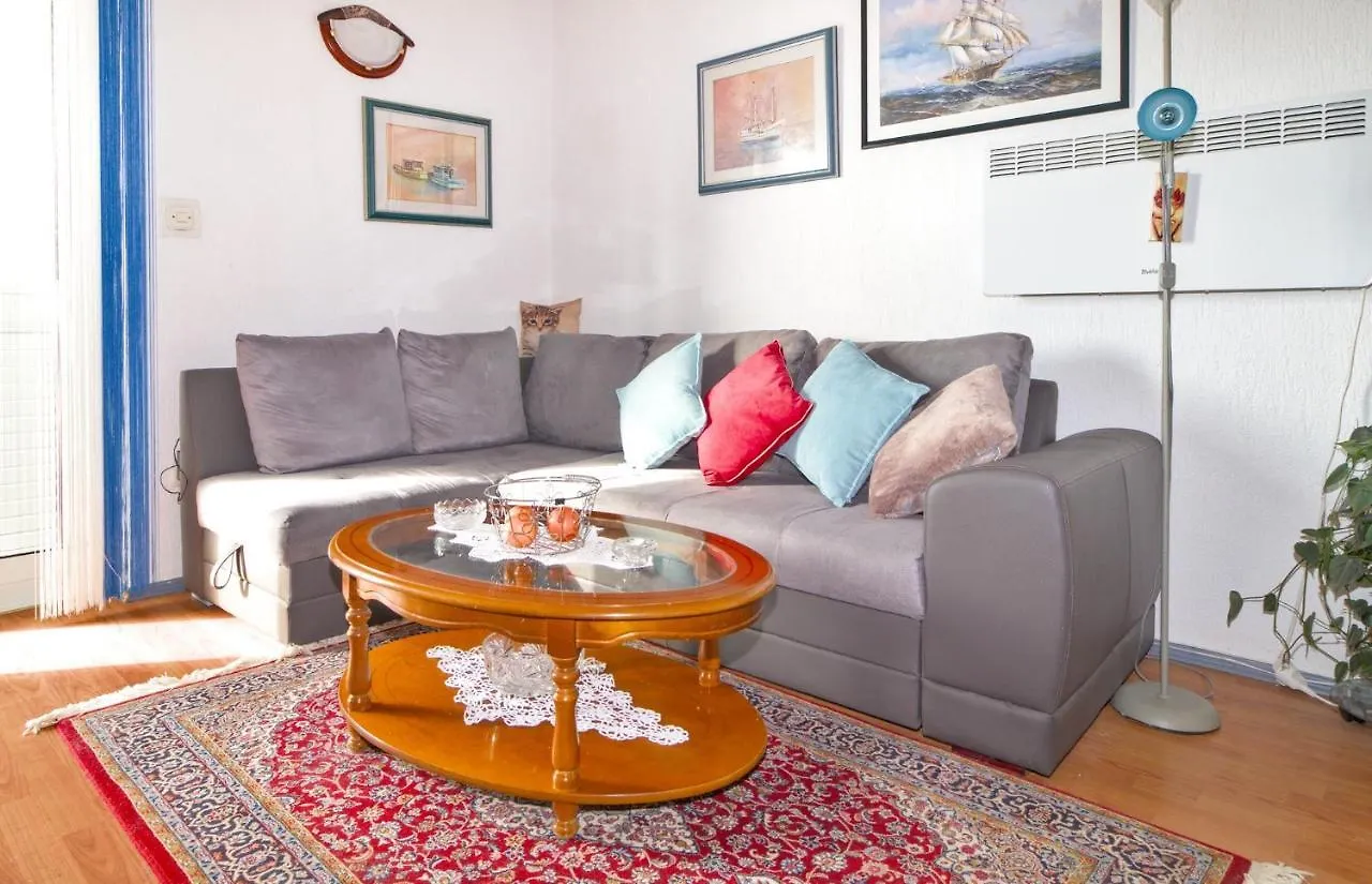 Hortenzija Apartment Stara Baska